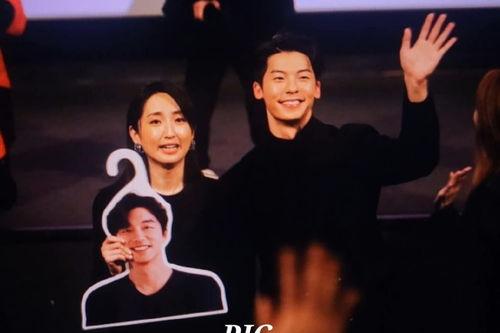 51熱心的朝陽區(qū)群眾今日吃瓜 明星黑料爆出來可以洗白嗎,明星黑料能否洗白？