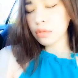 自拍男女視頻國(guó)產(chǎn),男女互動(dòng)瞬間，展現(xiàn)青春風(fēng)采